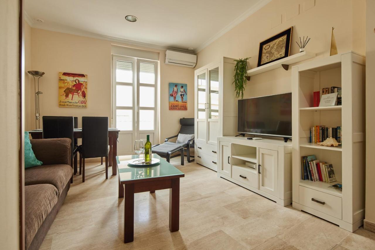 Apartamento Tavira Little Apartments Cádiz Buitenkant foto