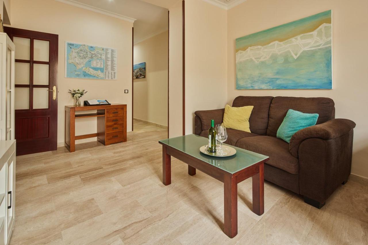 Apartamento Tavira Little Apartments Cádiz Buitenkant foto